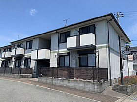 タウンコートオリビエ　B  ｜ 兵庫県姫路市大津区新町2丁目（賃貸アパート3LDK・2階・70.43㎡） その1