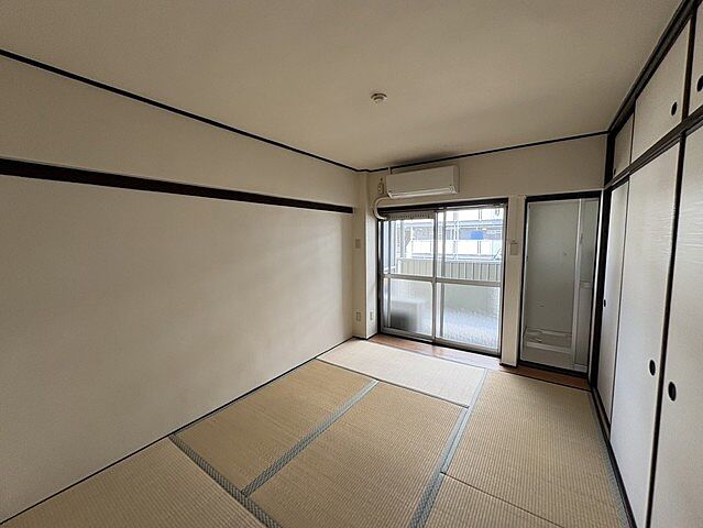 寝室