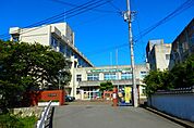 姫路市立東中学校