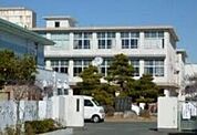 浜松市立曳馬中学校 1302m