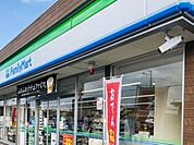 ファミリーマート浜松可美公園前店 455m