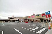 バロー北寺島店 652m