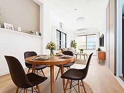 1階部分はスケルトン　いろんな用途で使用可能な店舗付き住戸