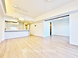 コスモ市川パサージュ 3LDKのリビング/ダイニング