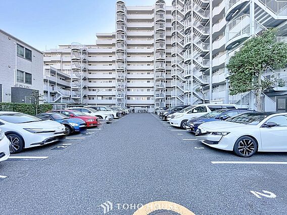 「駐車場」空・...