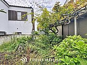 「庭」ガーデニングや子供用プール、ペットと戯れるのにも最適なスペースです。四季折々の日常のひとコマがいつか月日とともに思い出に変わります。