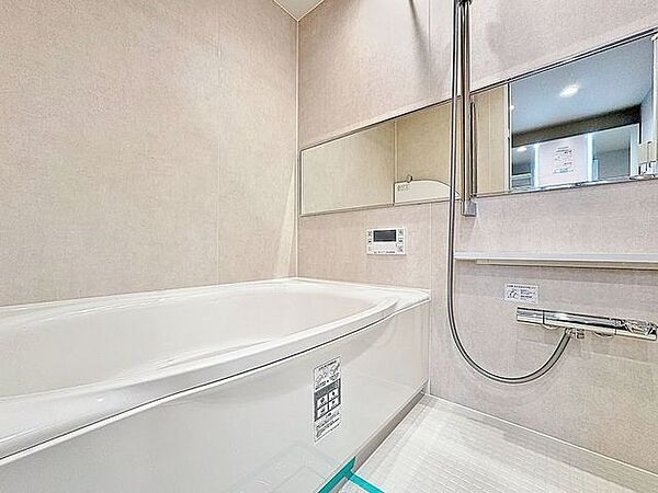 浴室を拡大表示