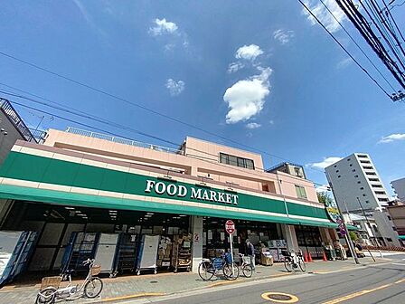 徒歩5分。スーパーシマダヤ 日本堤店 380m