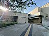 周辺：徒歩8分浦安市中央図書 600m