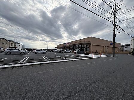 徒歩8分。TAIRAYA市川島尻店 620m