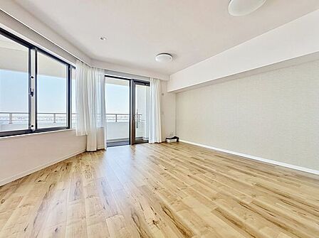 「木のぬくもり感じる優しい雰囲気のお部屋」落ち着いたカラーコーディネートの室内。インテリアやファブリックで、オーナー様好みのテイストデザインを取り入れて頂けます。