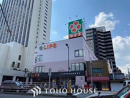 ライフ浅草店 360m