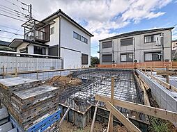 シンプルで洗練されたデザイン 住まう人の色に染まるお家
