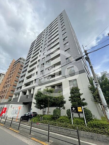 アーデンタワー新町 ｜大阪府大阪市西区新町2丁目(賃貸マンション3LDK・6階・67.88㎡)の写真 その1