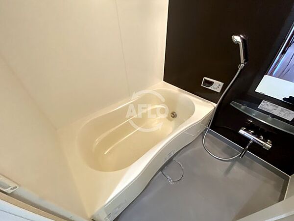 画像7:クロスレジデンス大阪新町　浴室