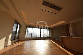 One Shinmachi  ｜ 大阪府大阪市西区新町1丁目（賃貸マンション2LDK・13階・105.90㎡） その5