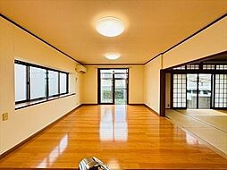 熊本市北区植木町広住　中古戸建 4LDKのリビング/ダイニング