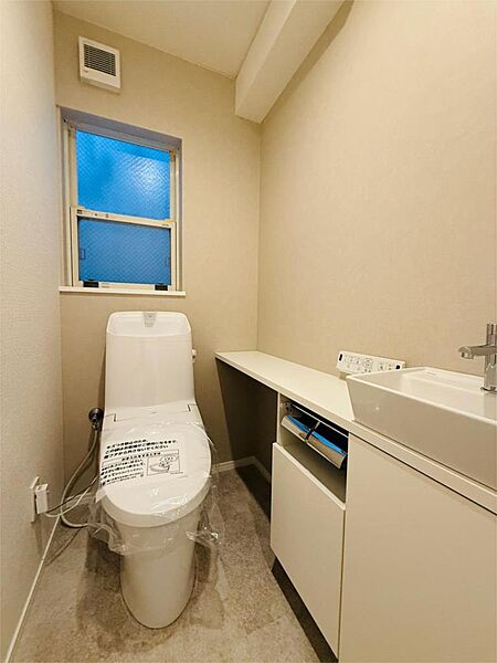 トイレを拡大表示