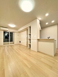 プランタンコートVI 1階1LDKのリビング/ダイニング