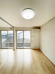 リアンサンクC棟 1階2LDKのリビング/ダイニング