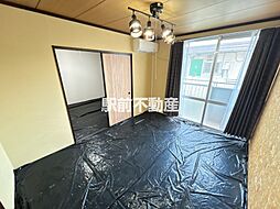 加納レジデンス B201