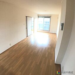 アイリス神田A棟 102 1階2LDKのリビング/ダイニング