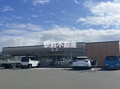 周辺：セブンイレブン大牟田三池南店 