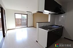 Dream Wings 102 1階2LDKのリビング/ダイニング