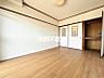 寝室：部屋