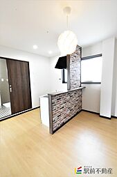 K’S　ASAHI 202 2階3LDKのリビング/ダイニング