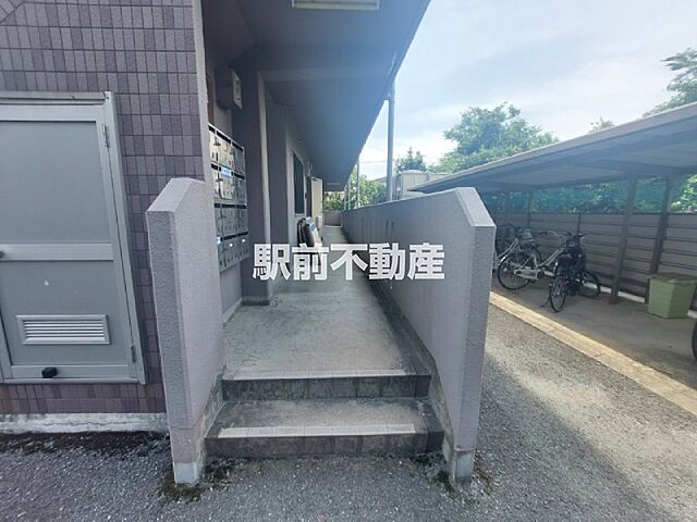 4 / 6