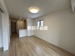 サングレープIII 104 1階1LDKのリビング/ダイニング