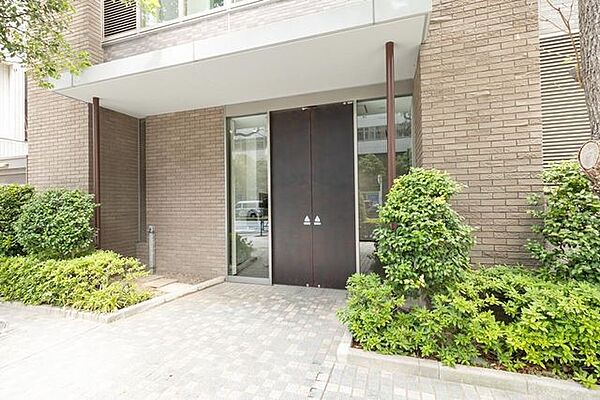 エントランスを拡大表示