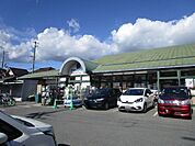 万代 水無瀬店 徒歩11分。 880m