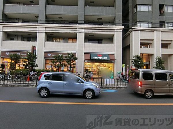 画像30:スーパーマルヤス茨木駅前店 徒歩6分。 420m