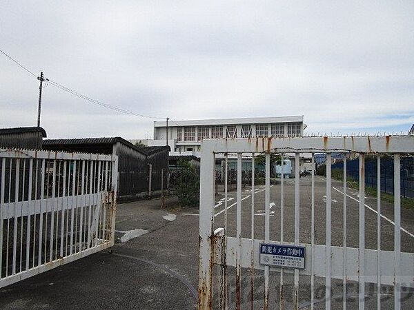 画像24:大阪府立三島高等学校 徒歩32分。 2560m