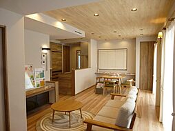 リビング/ダイニングの画像