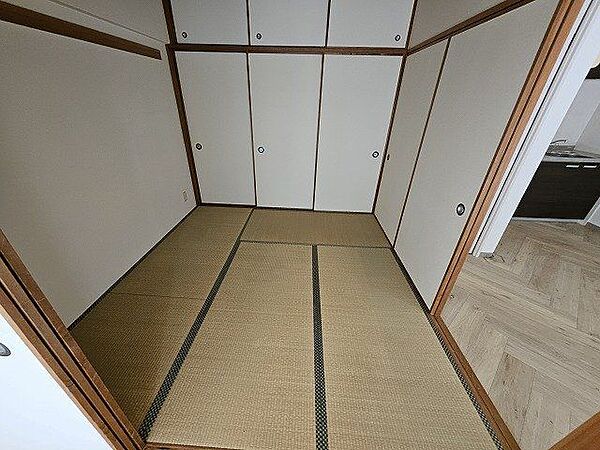 寝室を拡大表示