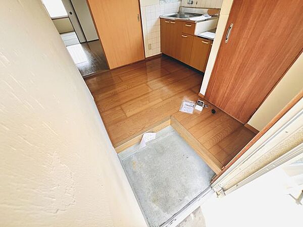 玄関を拡大表示