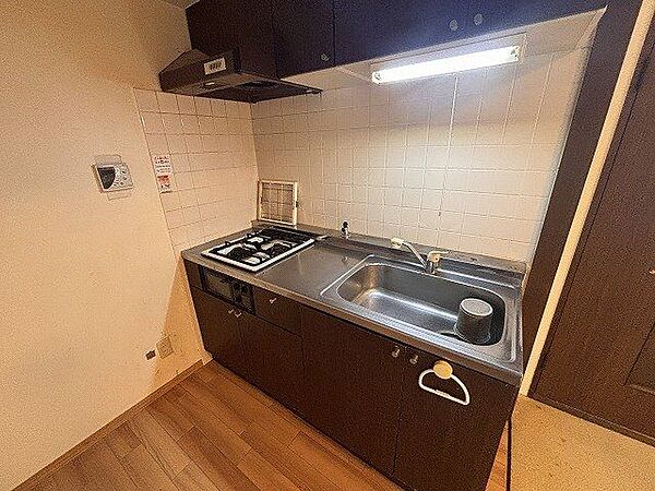 キッチンを拡大表示