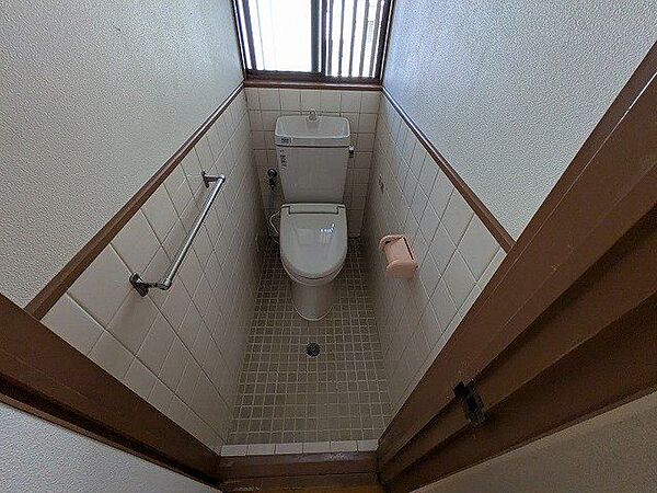 トイレを拡大表示