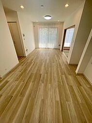 豊島区高田一丁目戸建 7LDKのリビング/ダイニング