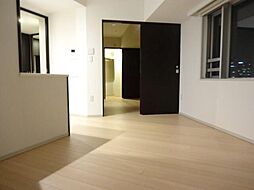 ジオ西新宿ツインレジデンスウエスト棟 11階1LDKのリビング/ダイニング