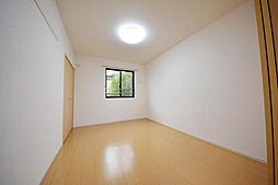 アロッジオ 202 2階1LDKのリビング/ダイニング