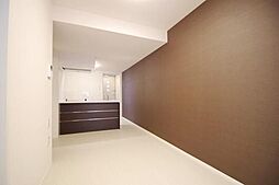 サンモールキューブ 101 1階1LDKのリビング/ダイニング