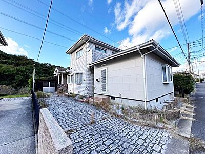 外観：若松区青葉台西4丁目 5LDK中古戸建♪小学校・バス停・スーパーまで徒歩10分圏内♪