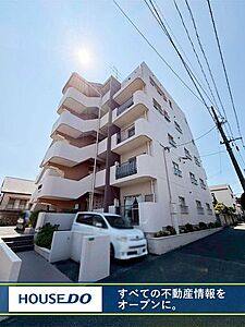 外観:【グランドハイツ小石 中古マンション】シャンプードレッサー♪温水洗浄便座♪スーパーまで徒歩5分圏内♪ 外観:【グランドハイツ小石 中古マンション】シャンプードレッサー♪温水洗浄便座♪スーパーまで徒歩5分圏内♪