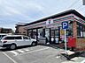 周辺：セブンイレブン若松小石店 452m