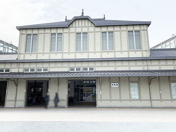折尾駅 100...