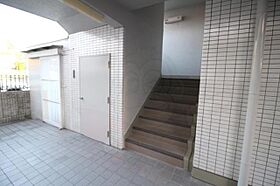 緑地ロイヤルハイツ2号館  ｜ 大阪府豊中市長興寺北３丁目（賃貸マンション3LDK・2階・91.00㎡） その30